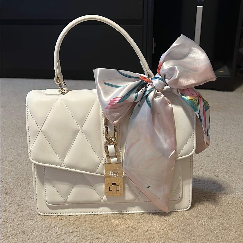 Elegant White Quilted Handbag with Scarf Accent